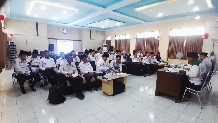 Mantapkan Persiapan HAB, Kepala MIN 2 Tebo Ikuti Rapat di Kantor Kemenag Tebo